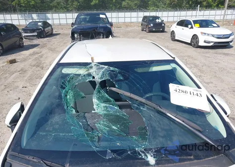 2020 Toyota Corolla Le from USA, damaged, VIN 5YFEPRAE9LP063754